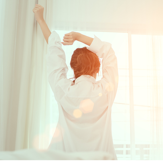 man playing basketball